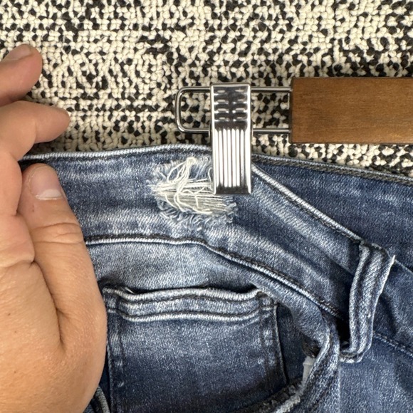 Judy Blue Jeans Womens 22W (40‎ X 33) Skinny Fit Tapered Distressed Holes - Picture 3 of 15